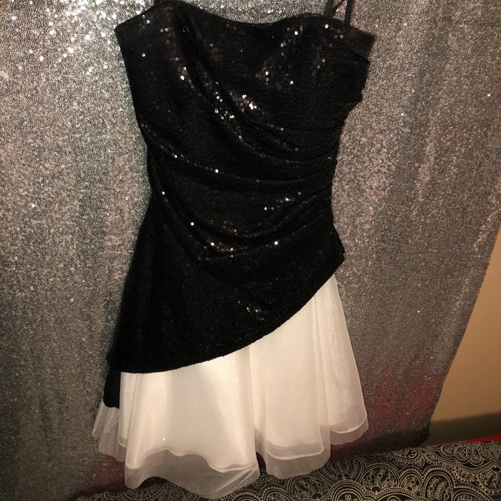 Black and white dress